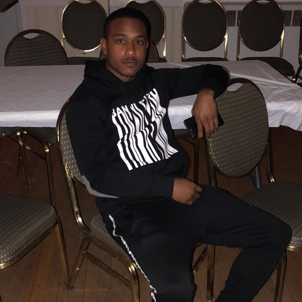 Meet your Posher, Kaleel